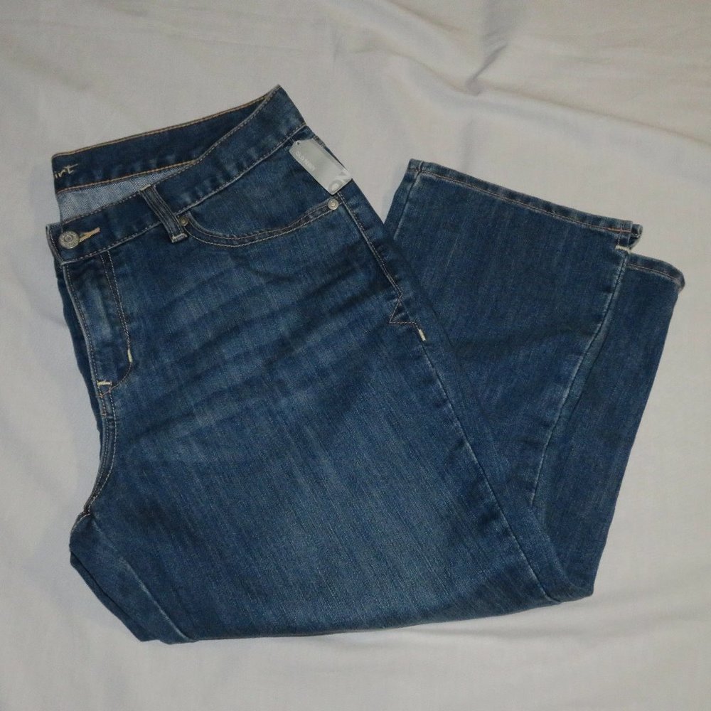 Old Navy The Flirt Capri Jeans NWT